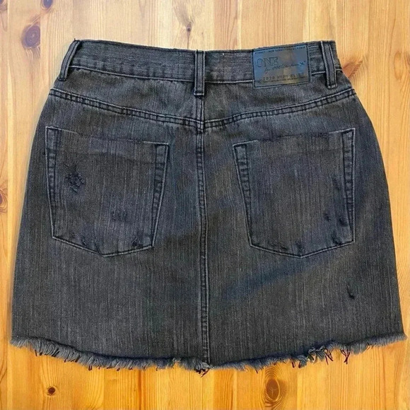 One Teaspoon High Waist Mini Skirt Distressed Ripped Vintage Black Festival - Picture 5 of 12